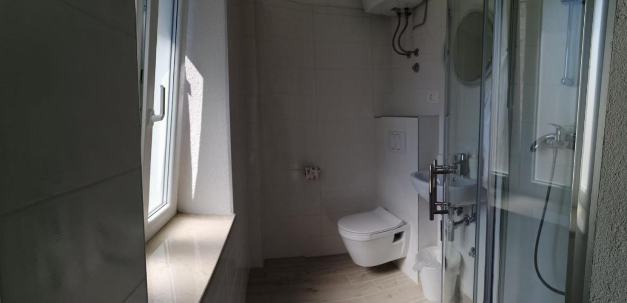 Apartments Vini And Ivana Sucuraj Ngoại thất bức ảnh