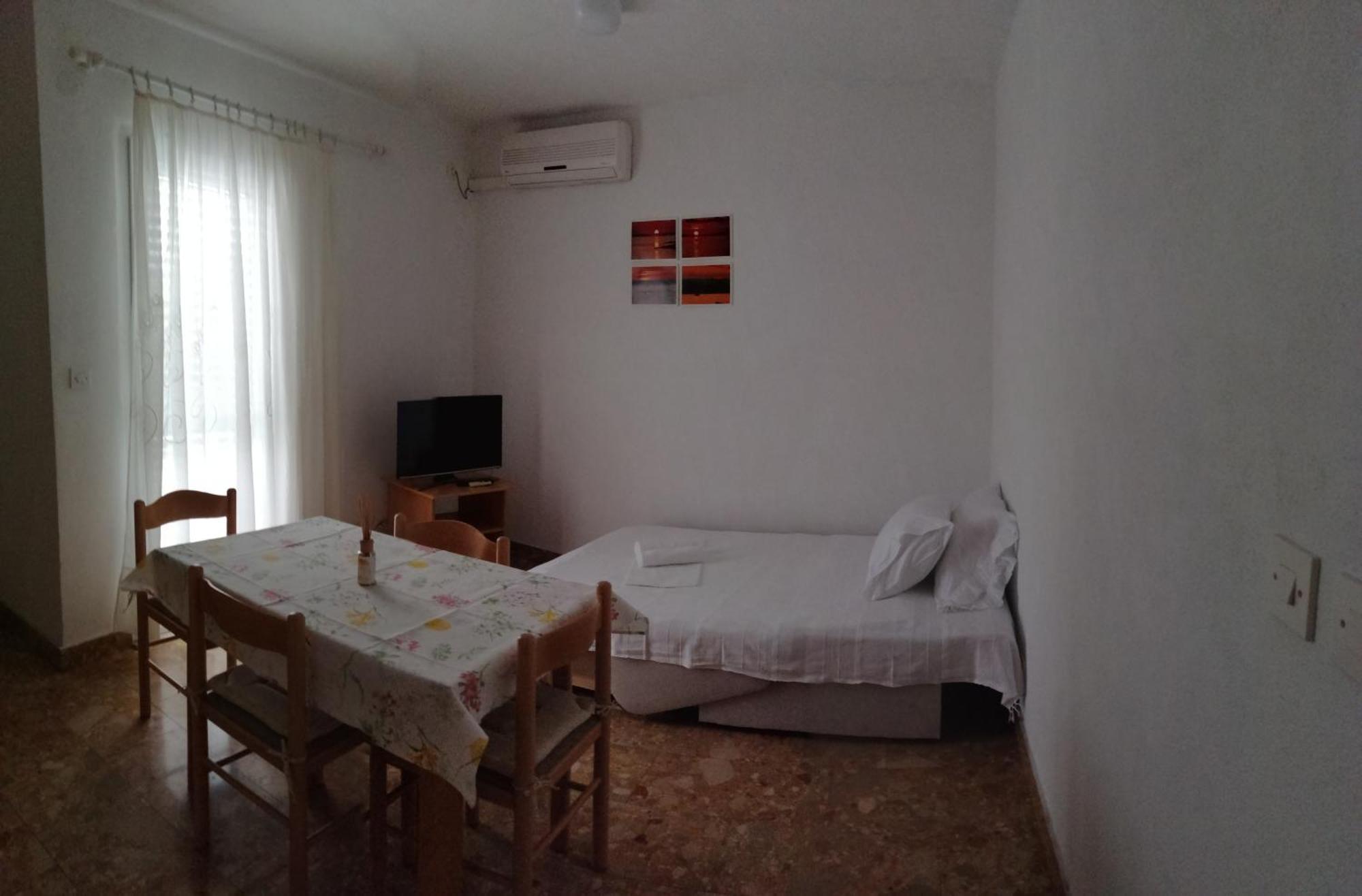 Apartments Vini And Ivana Sucuraj Phòng bức ảnh