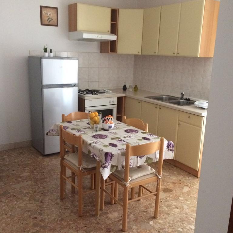 Apartments Vini And Ivana Sucuraj Ngoại thất bức ảnh